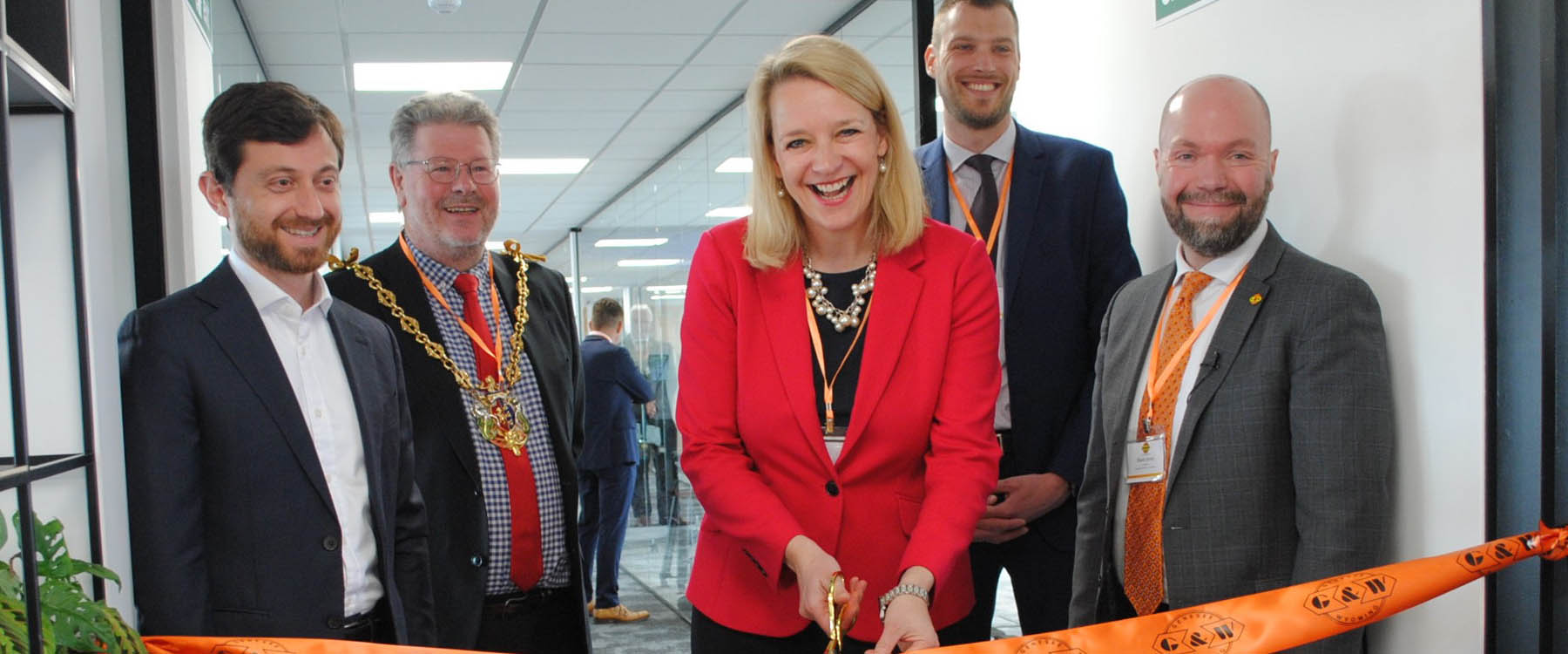 Ribbon-cutting_1800
